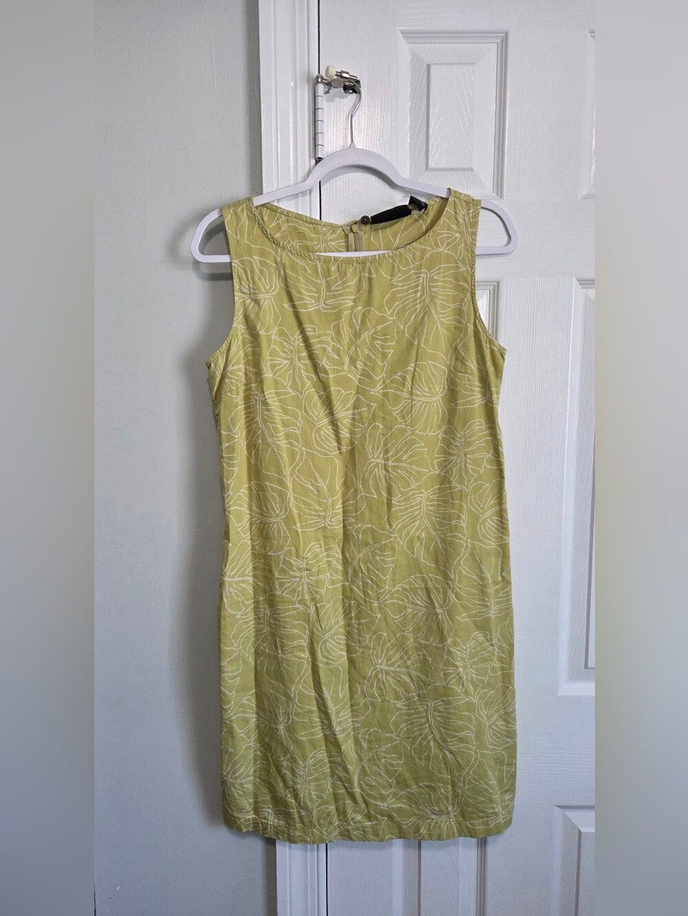 Patagonia Lime Green Leaf-Print Sleeveless Shift Dress